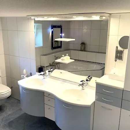 Isliweg 11, 3714 Apartment